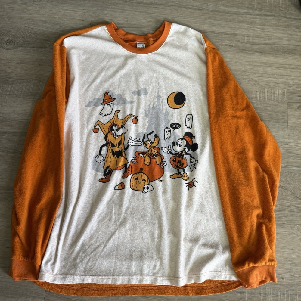 Disney Pajama Top Size XL White‎ Orange Halloween Mickey Goofy Pluto Holiday